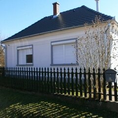 Szőce: Szőce rimányi részén 63 m2-es ház + 24 m2-es mobilház eladó