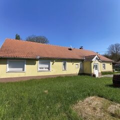 Tekenye: Tiny gem with wooden beams and minor imperfections